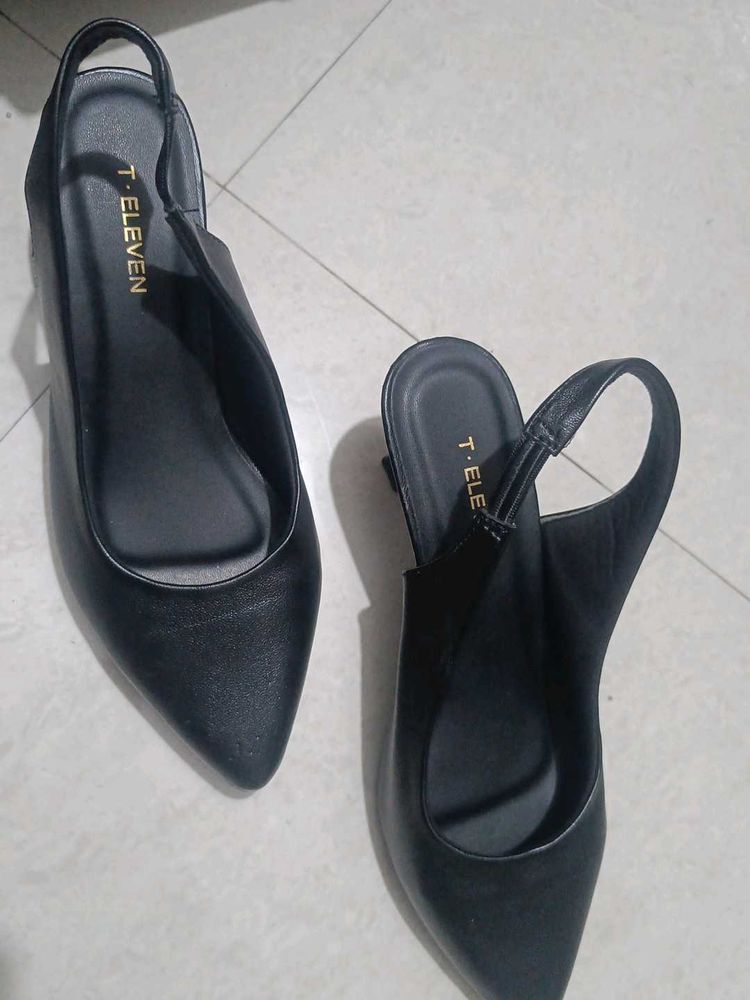 T-Eleven Black Slingback Kitten Heels