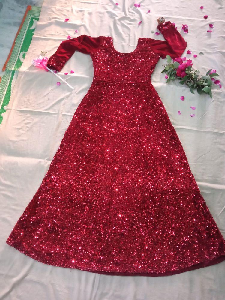 MAROON SEQUENCE GOWN
