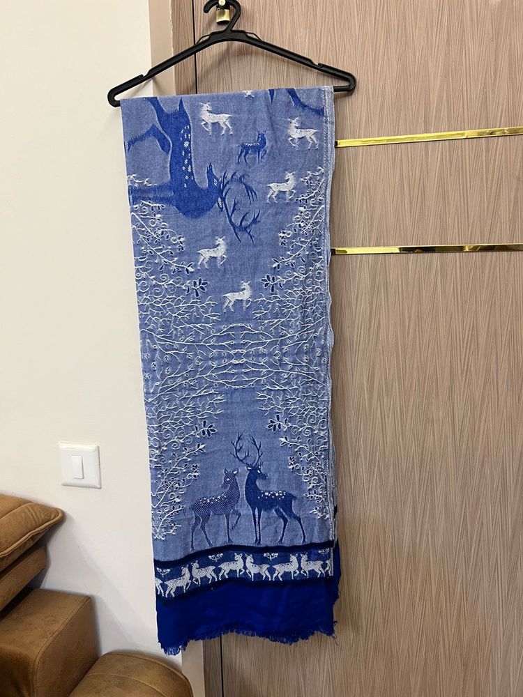 Kashmiri Blue Deer Print Scarf For Light Winters