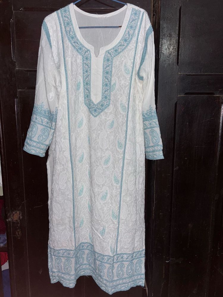 Elegant Embroidered Chikankari Kurta