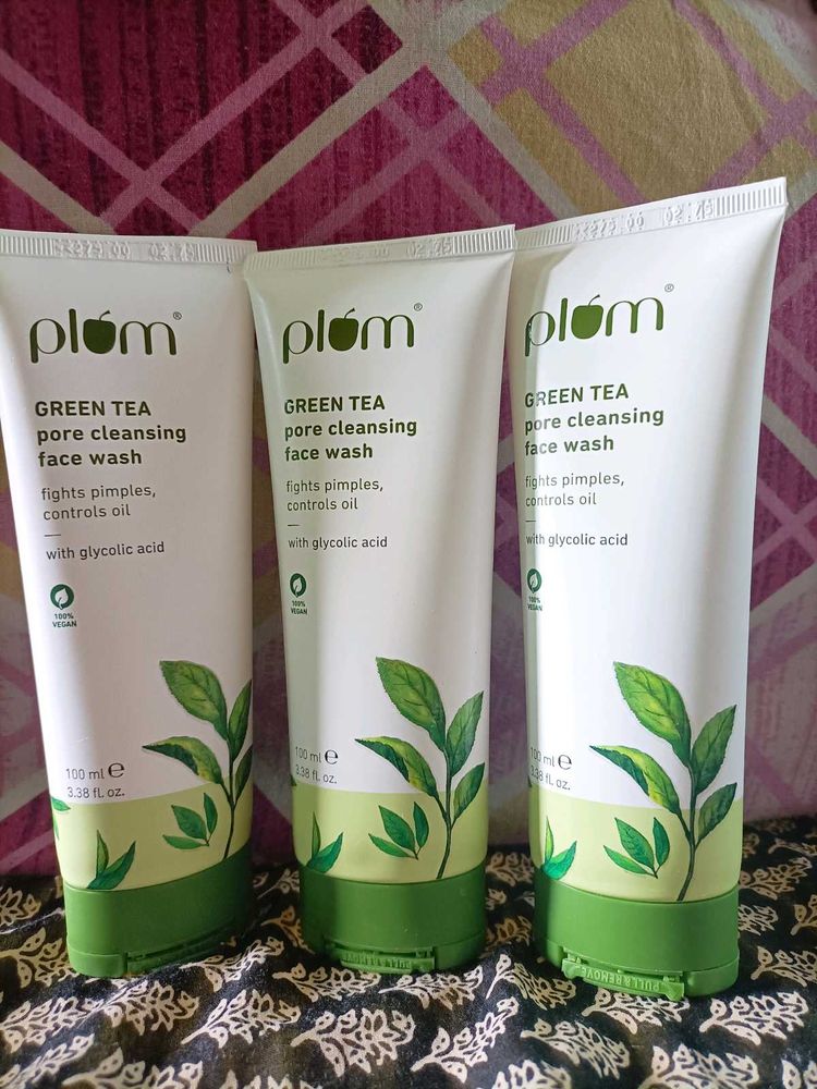 Plum Green Tea Face Wash