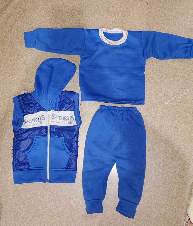Wool Hooded Suit With Pazama