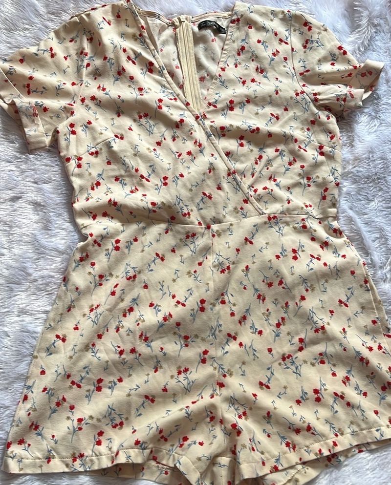 Jumpsuit/ Play suit