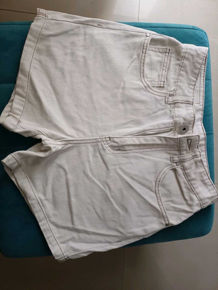 Cute White Denim Shorts