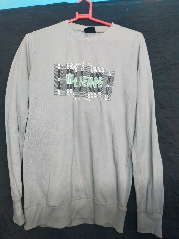 Size Is (M) And Condition Is Good