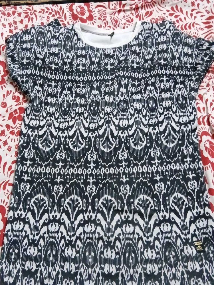 Patterned T-Shirt