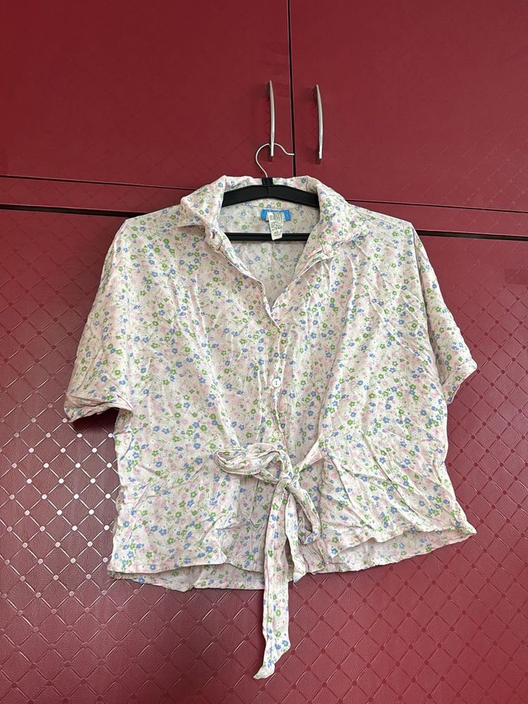 Floral Tie-Front Top For L Size