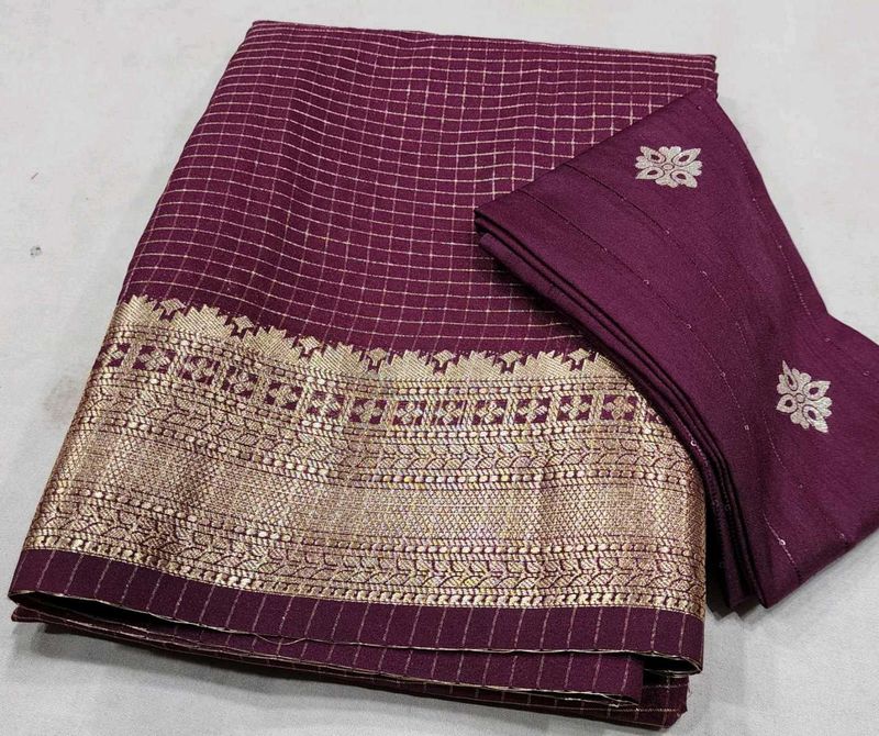 Elegant Maroon &amp; Gold Saree