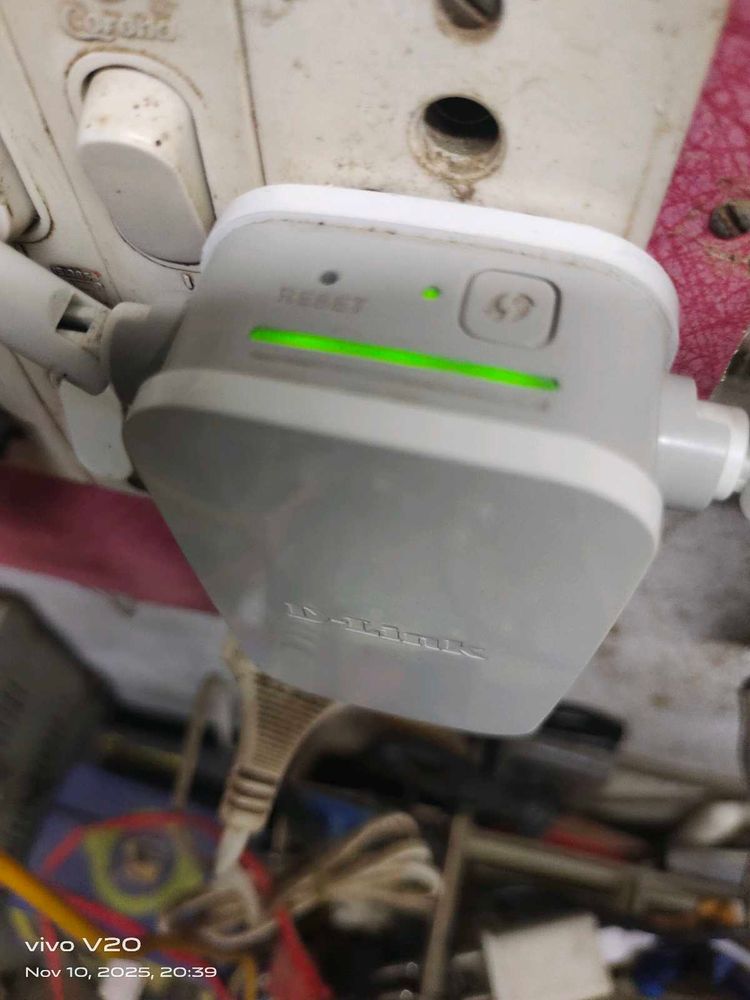 D-Link WiFi Range Extender