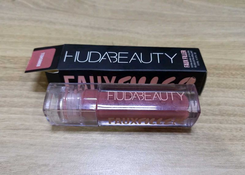 Huda Beauty Faux Filler - Bombshell