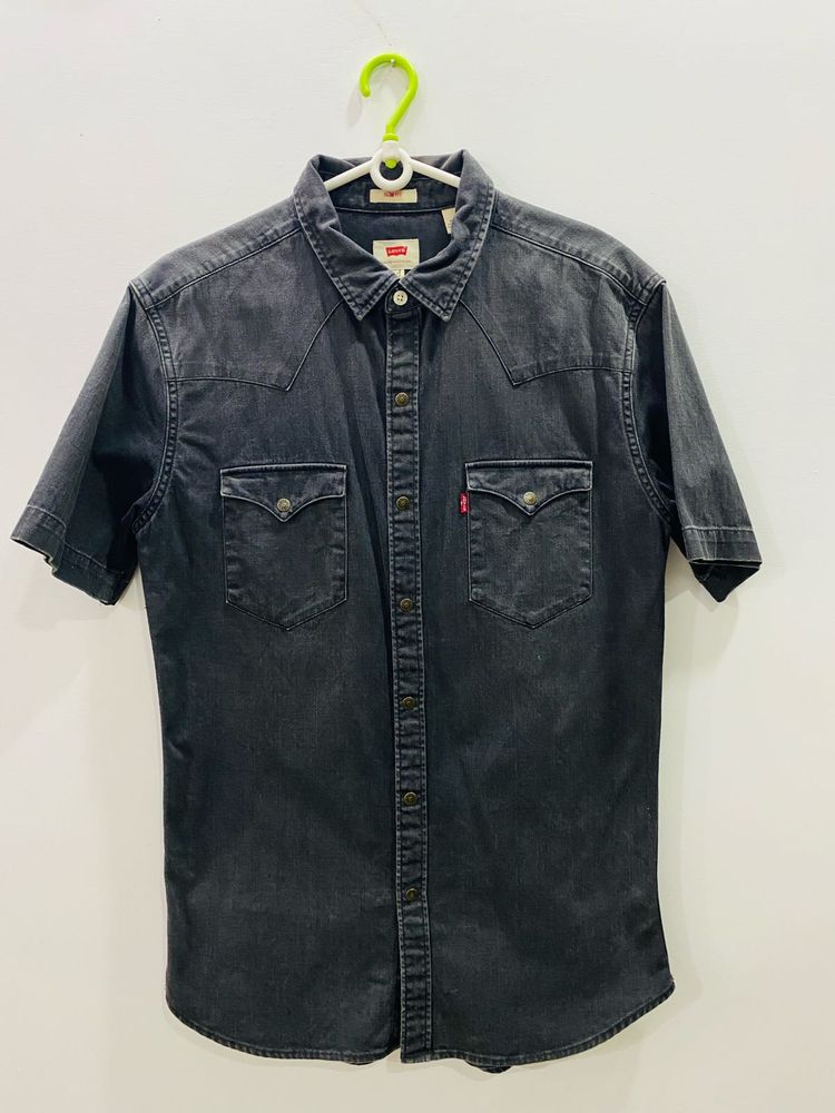Levi’s Shirt