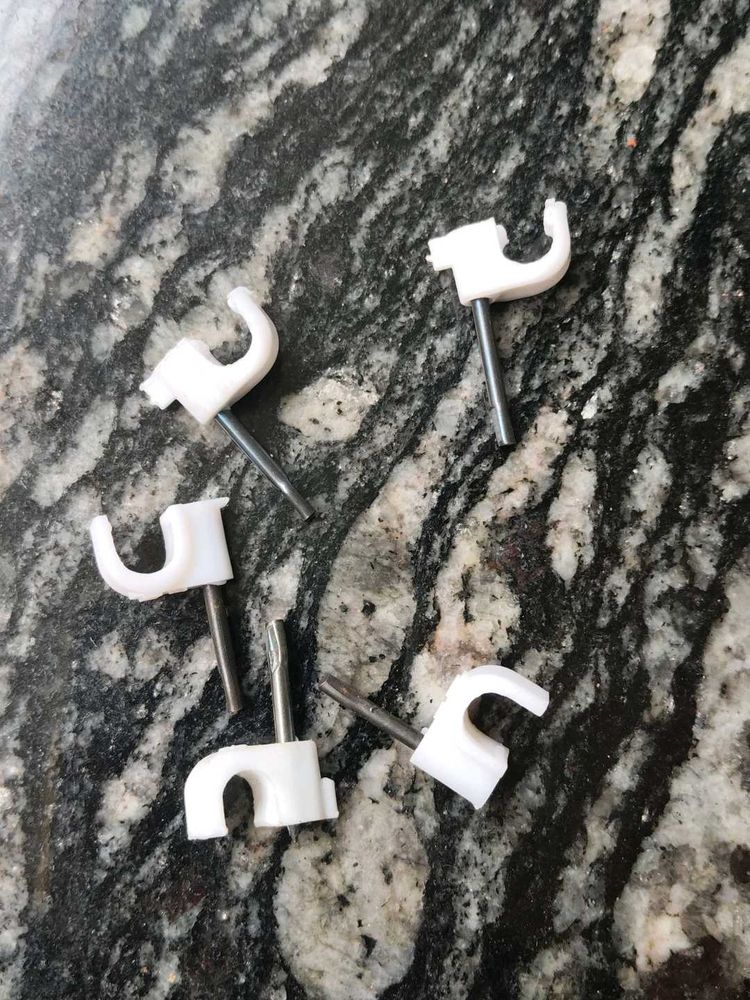 Cable Clips with Nails - Pack of 40