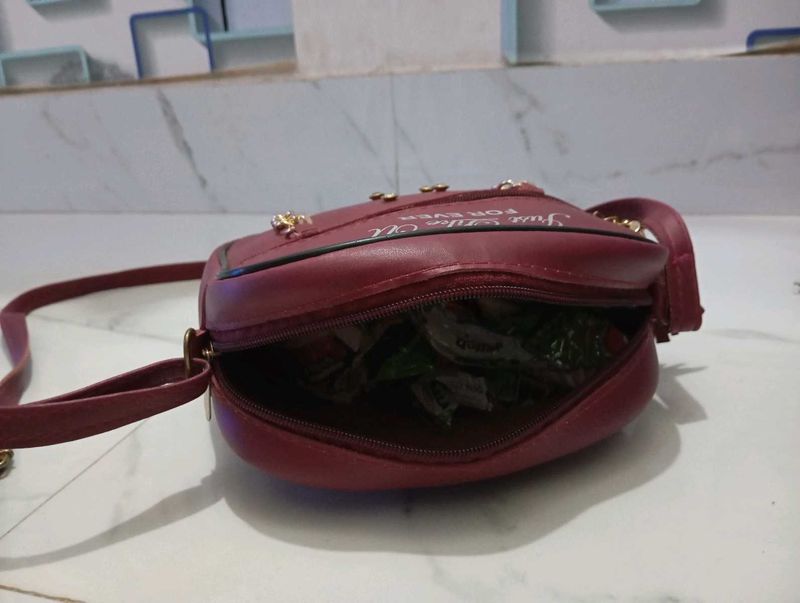 Girl&#39;s And Ladies Shoulder Bag