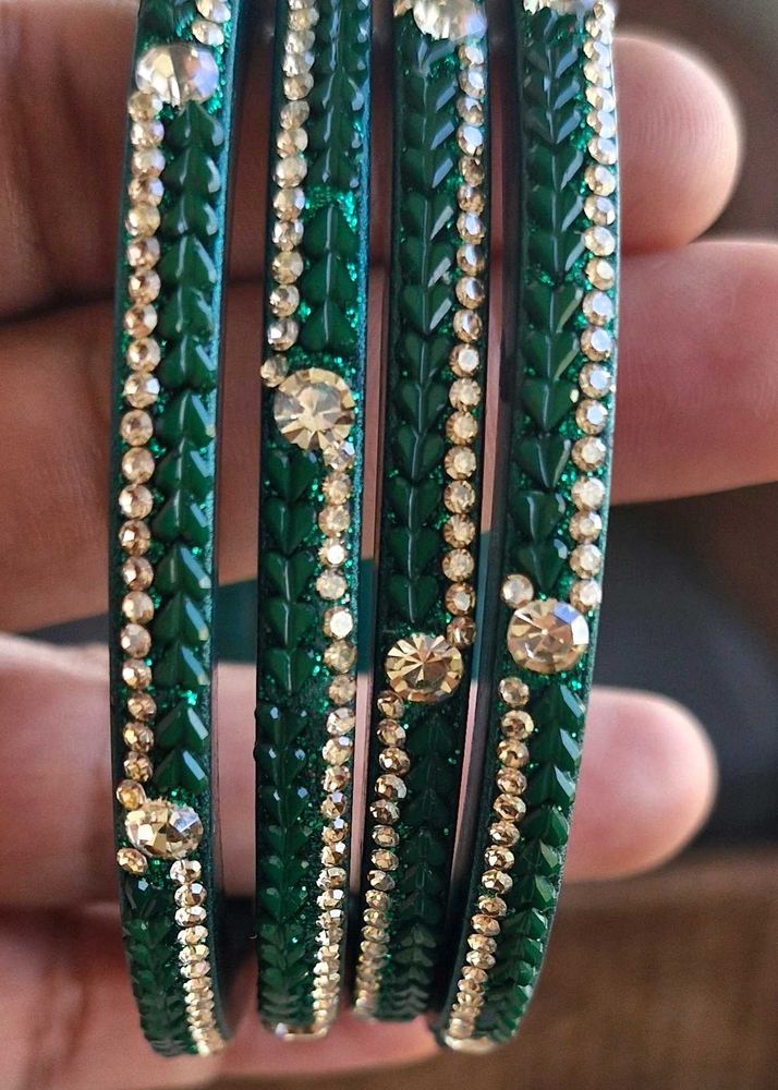 PURE LAAKH DARK GREEN BANGLES