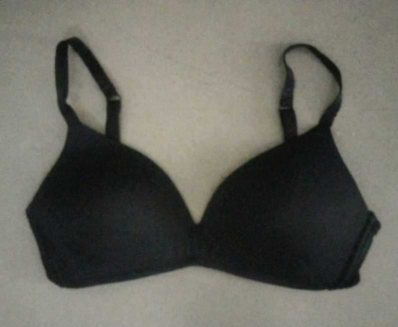 Seamless Lightly Padded Bra