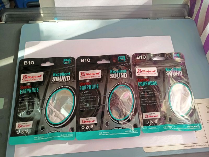 Earphone Pack 3 Bhajwad