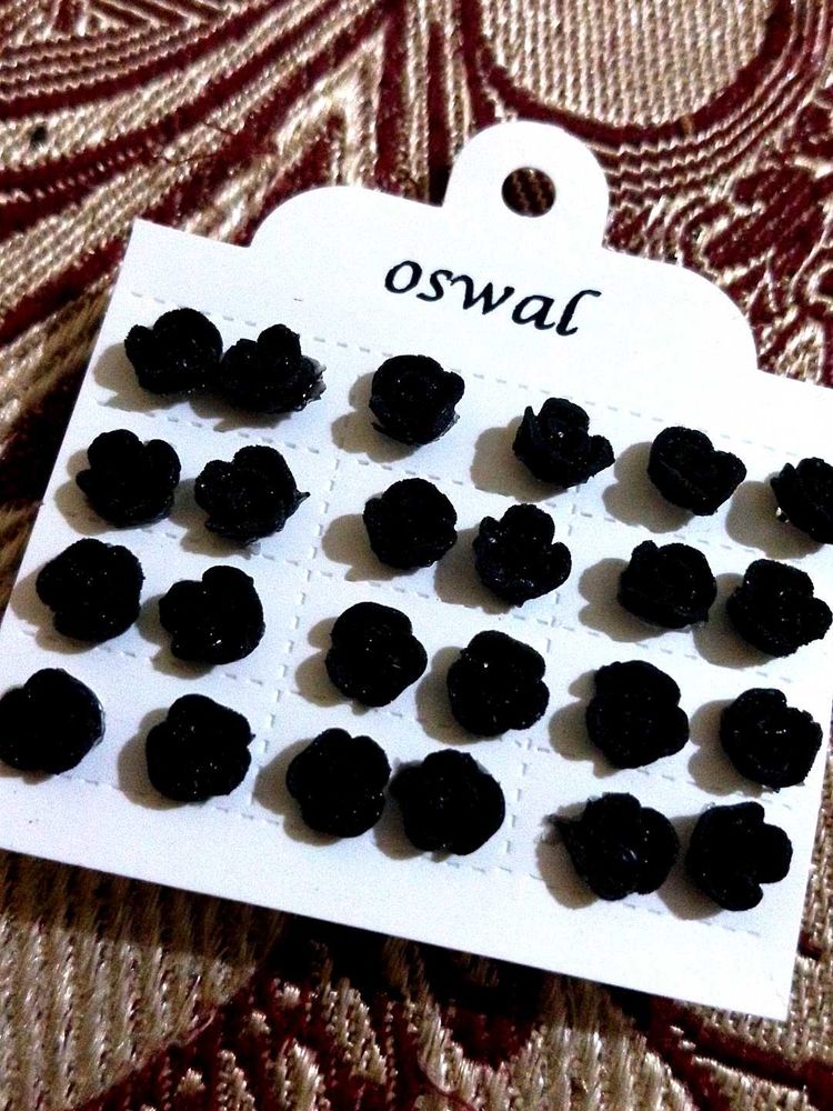 Oswal Black Stud Earrings Set Of 12