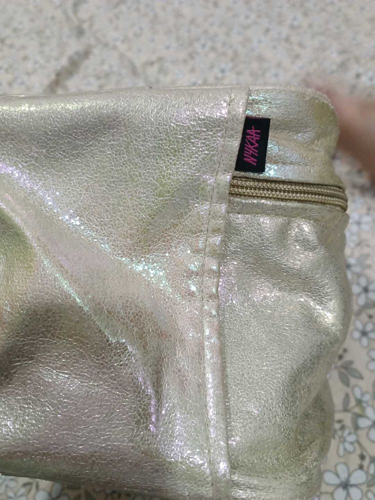 NYKAA Iridescent Cosmetic Bag