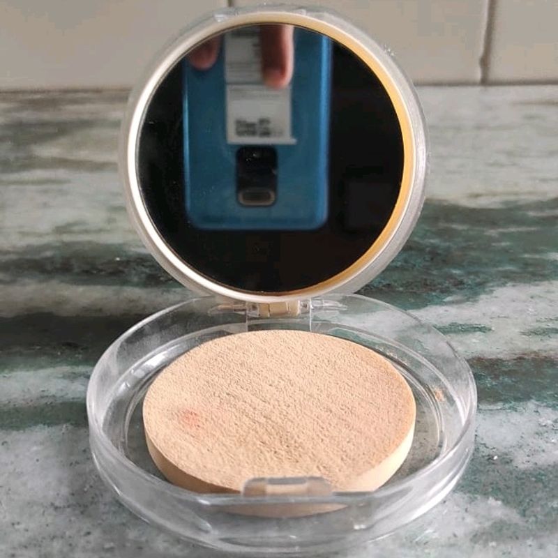 2 SHADES Compact Powder