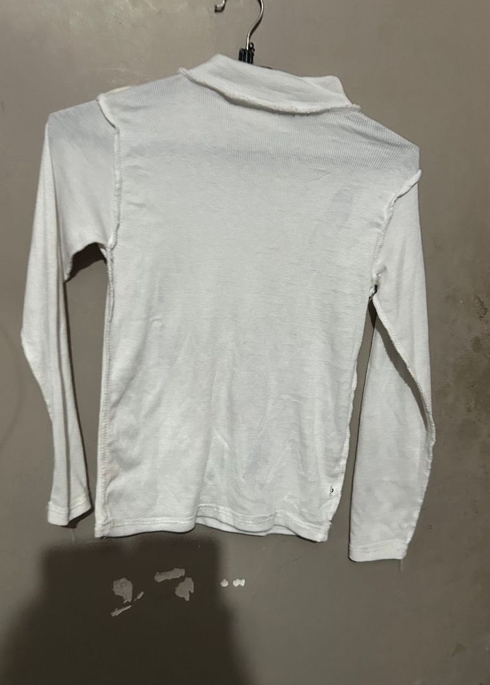 Turtle Neck White Small Size
