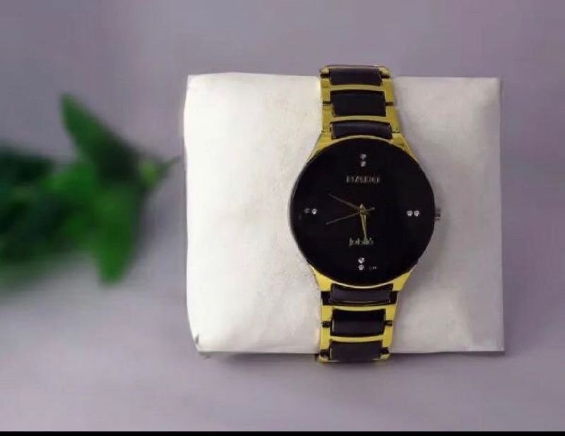RADO GOLD TONE WATCH ❤️