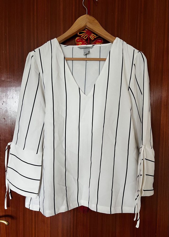 Striped V-Neck Tie Sleeve Top