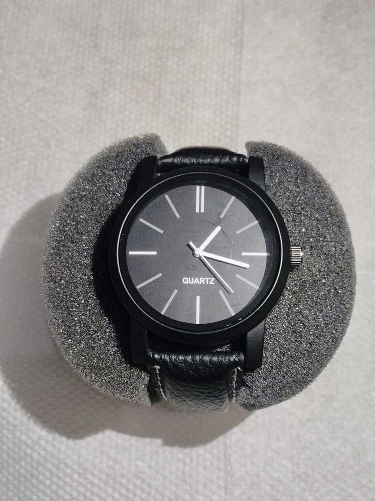 Classic Black Quartz Watch