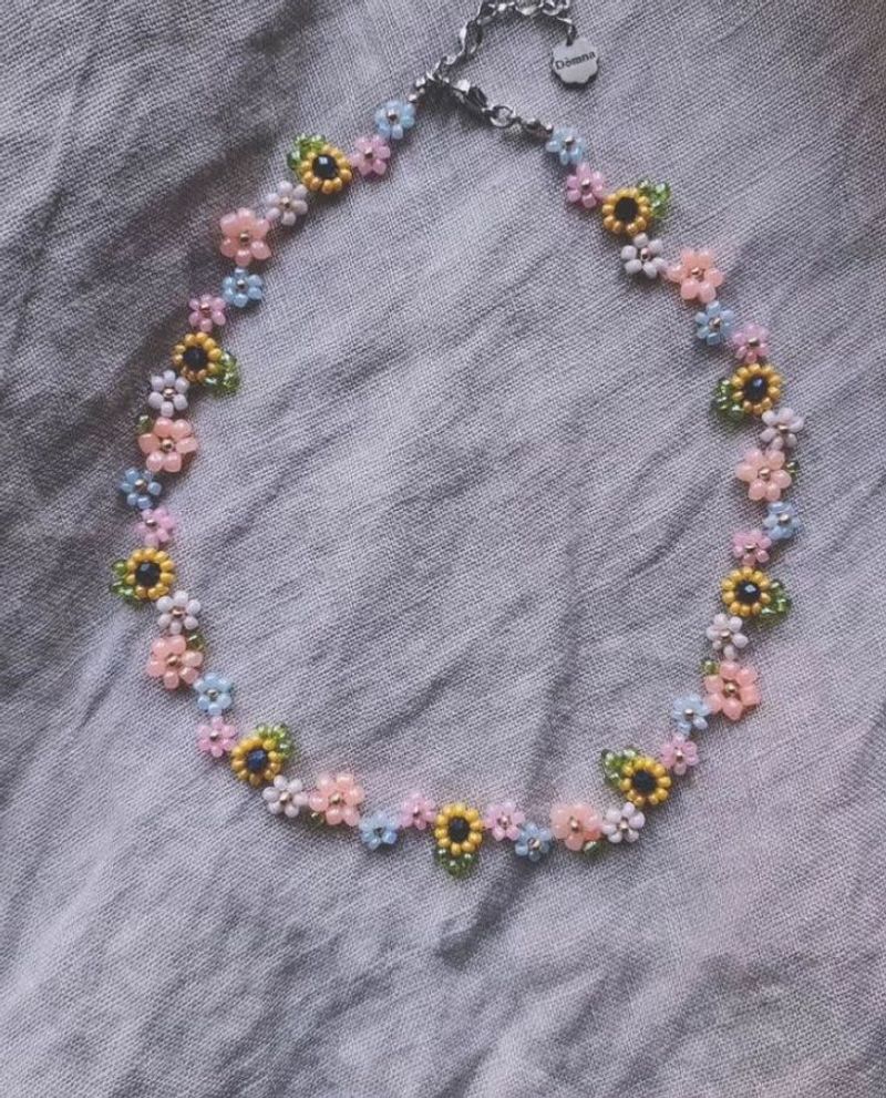 Flower Beaded Bracelet