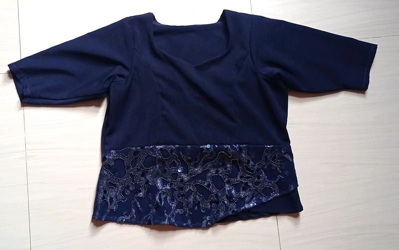 COMBO WOMAN MEKHALA TOPS