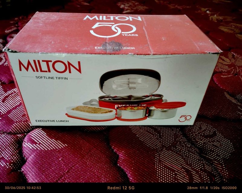 New Milton Tifin Box
