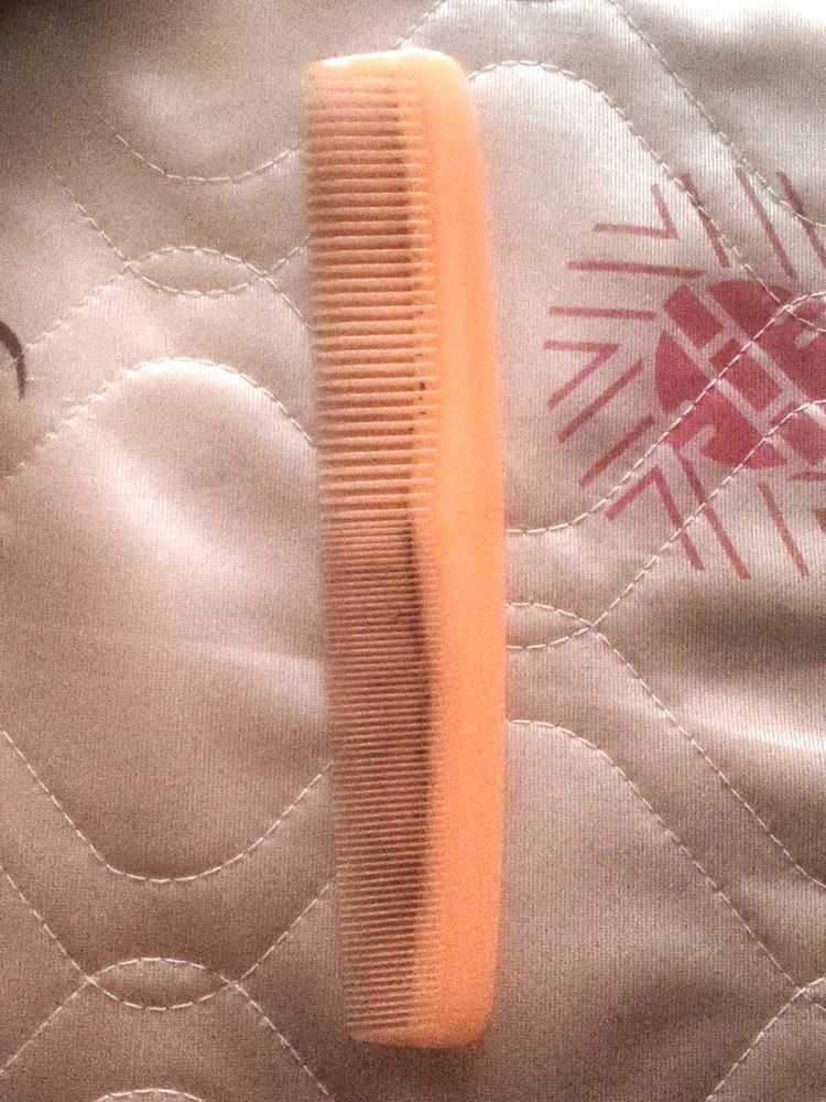 Vintage Peach Comb