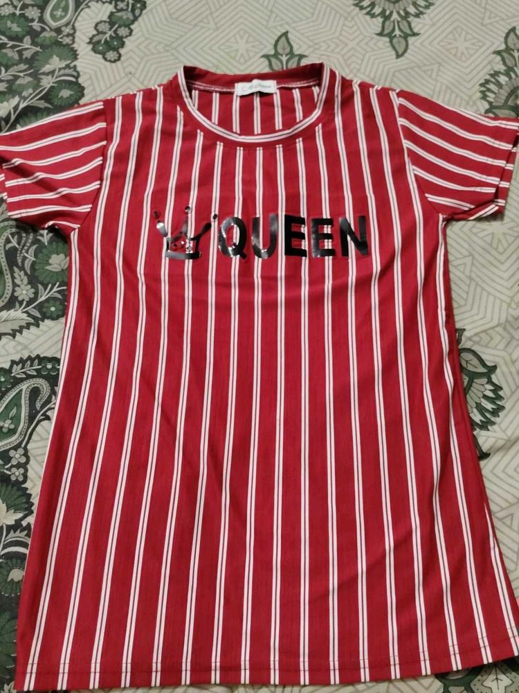 Queen Striped T-Shirt Dress