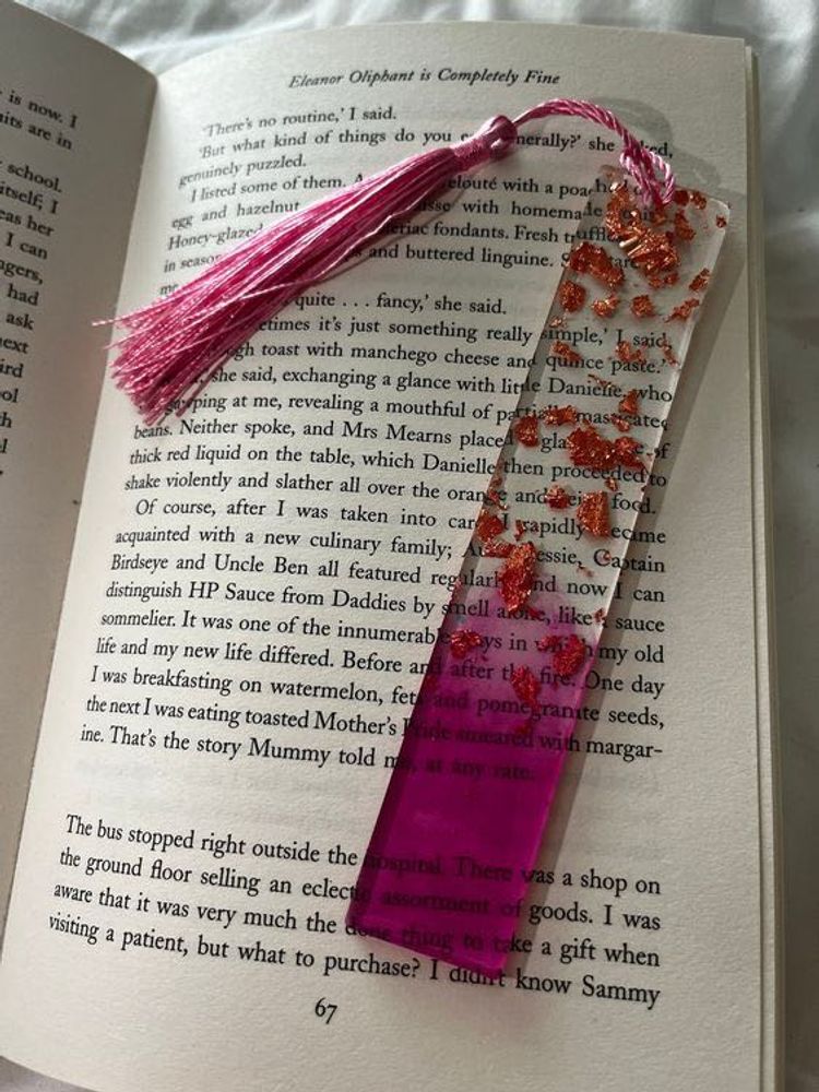 Handmade Resin Bookmark🌸