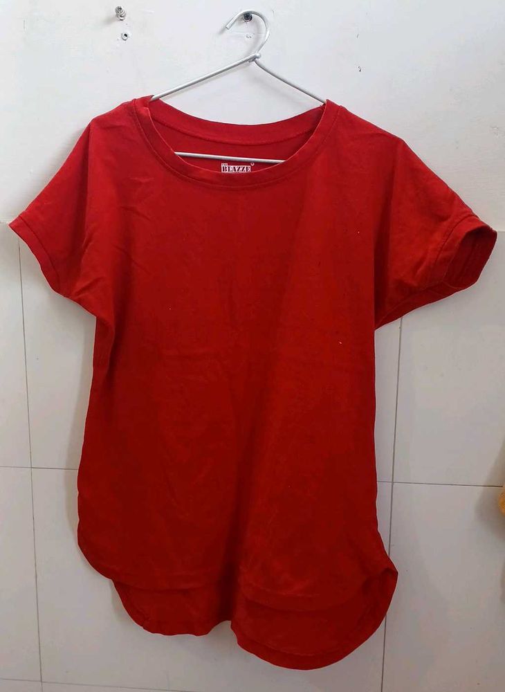 Elegant Red Women&#39;s Top – Everyday Glam Look