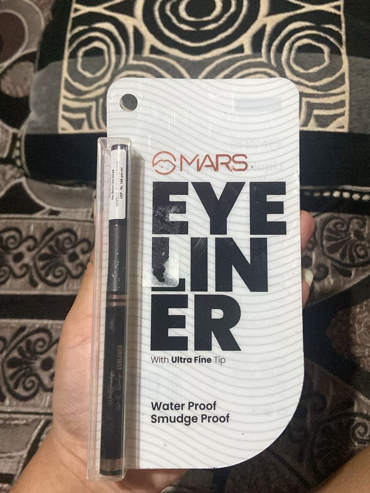 Mars Eyeliner