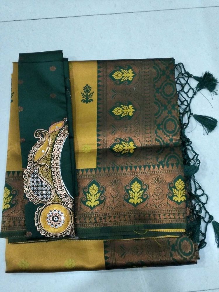Green &amp; Gold Sari with Embellished Blouse Piece
