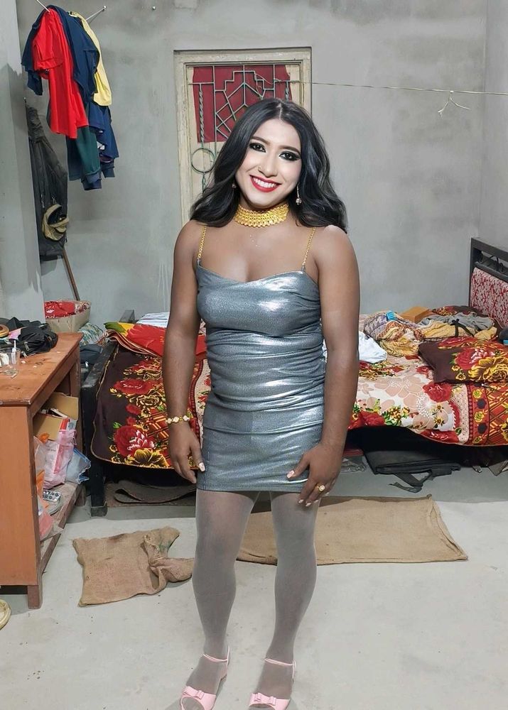 💥Price Drop💥Sparkly Silver Mini Dress