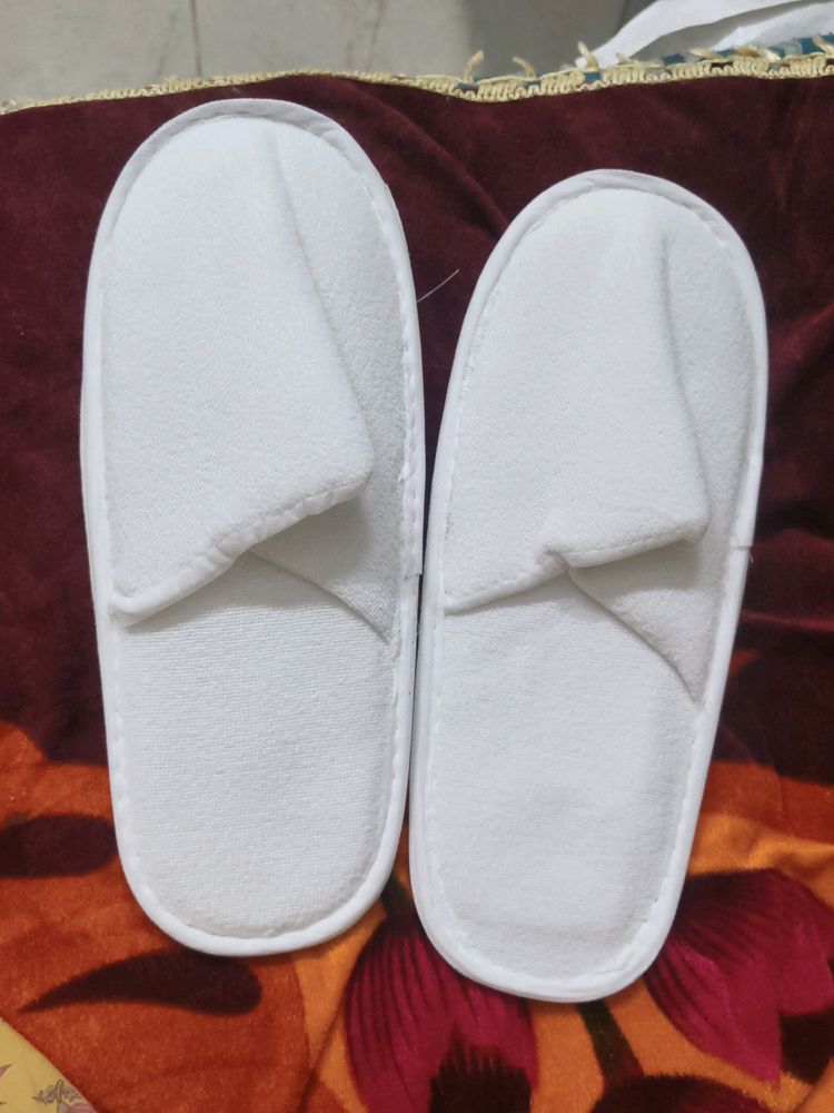 White Hotel Slippers - New
