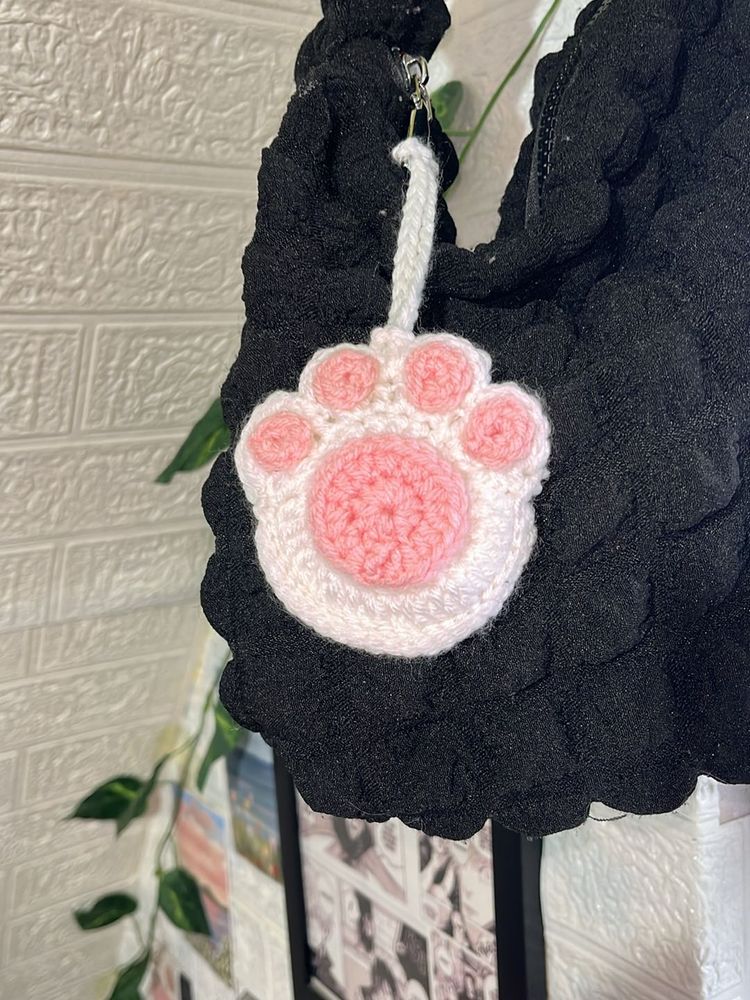 Crochet Cat Paw Airpods Pouch