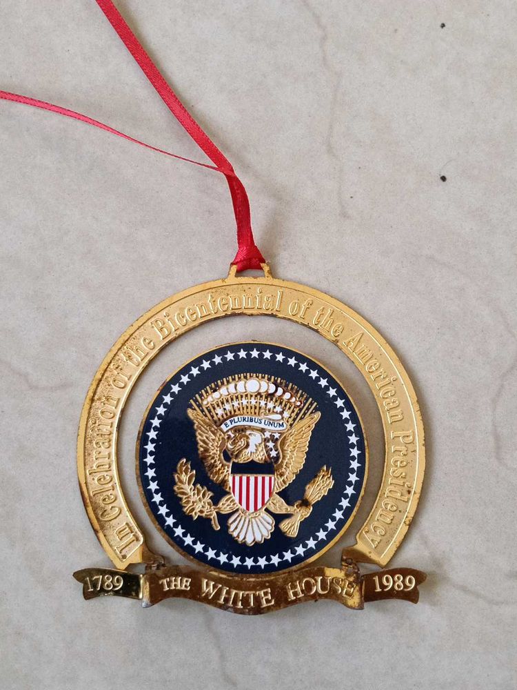The White House 1788-1989 Presidency Replica