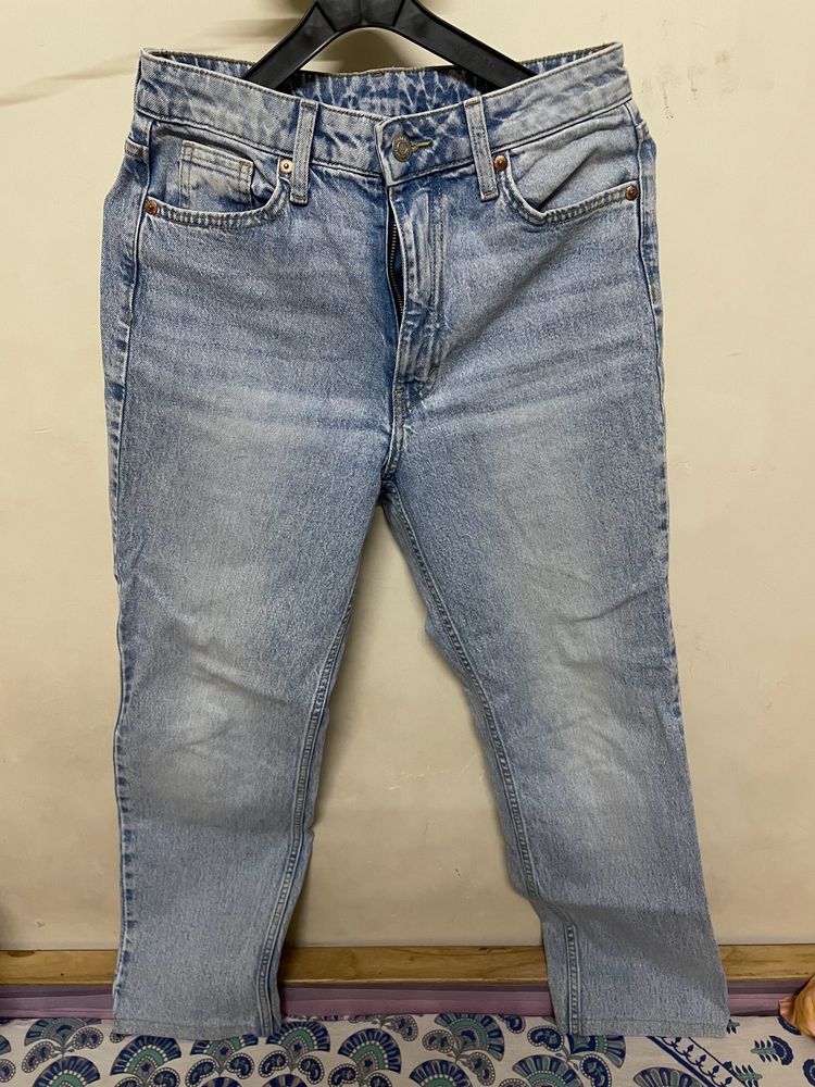 H&amp;M Light Blue Straight Fit Jeans.
