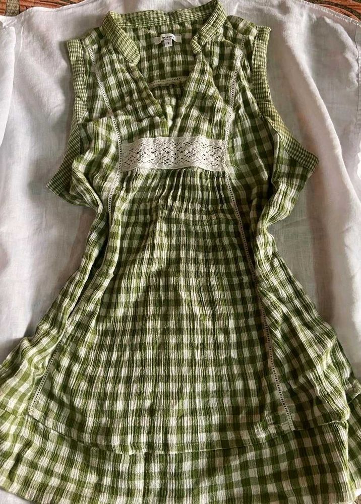 Sale !! Bossini Green Checkered Top