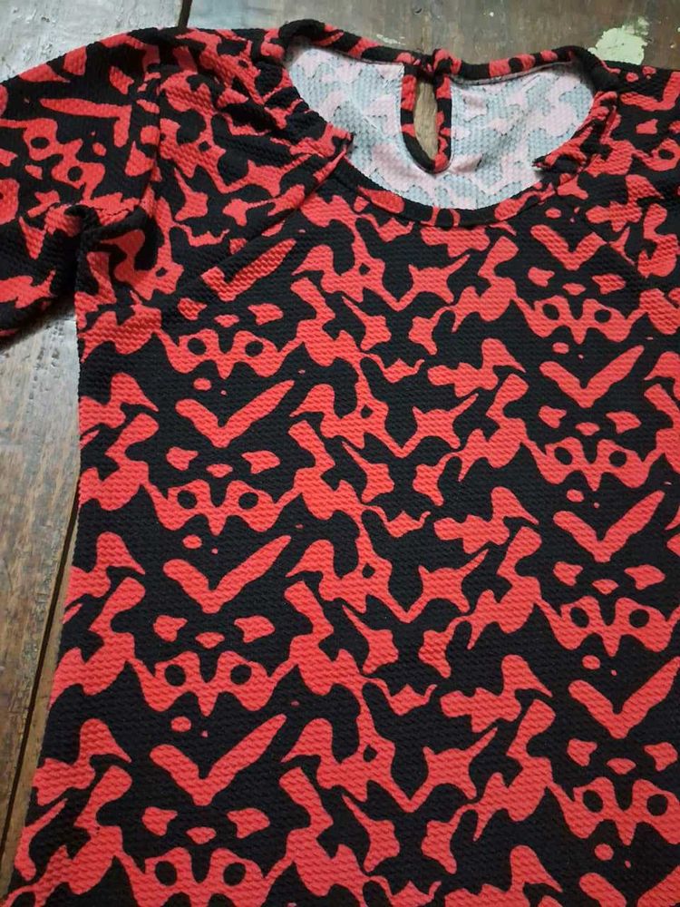 Red Casual Top Under 200