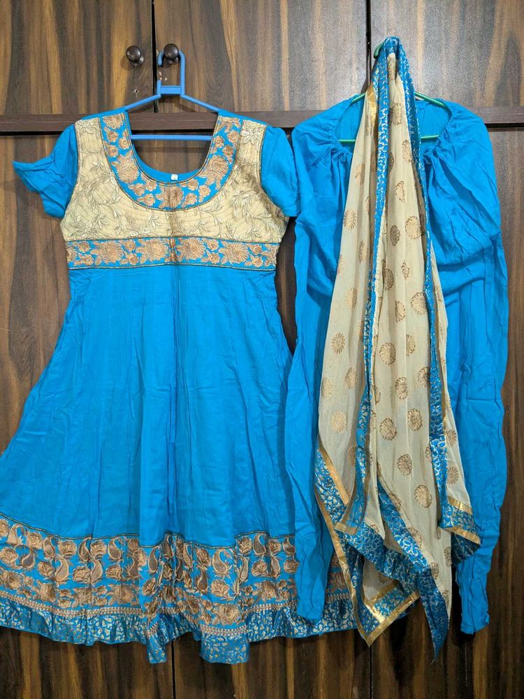 Unique Blue Kurta Set