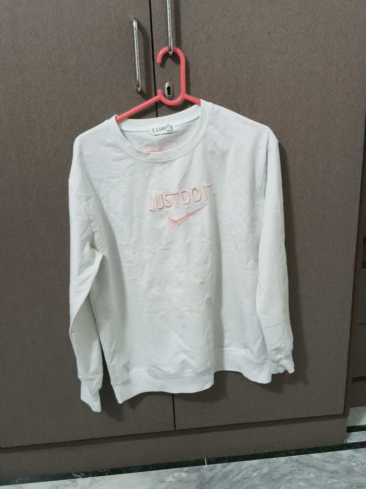 White tshirt