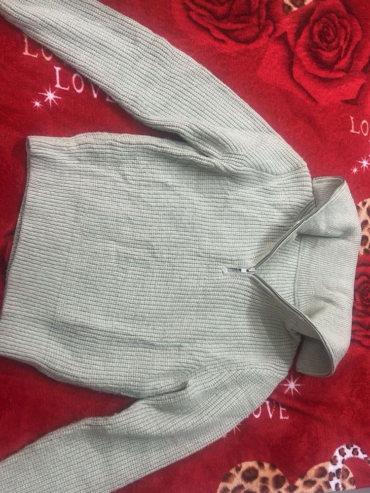 Stylish Mint Green Half-Zip Knit Sweater for Woman