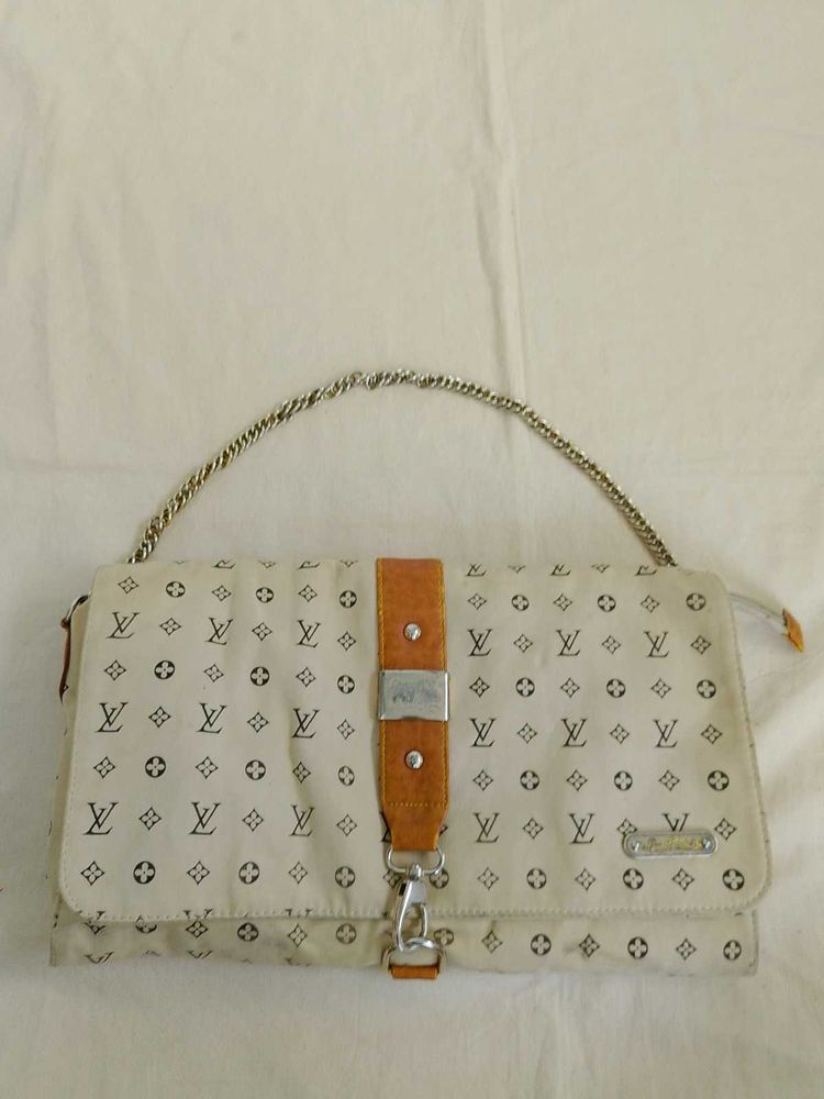 Louis Vuitton (Envelope) No Code