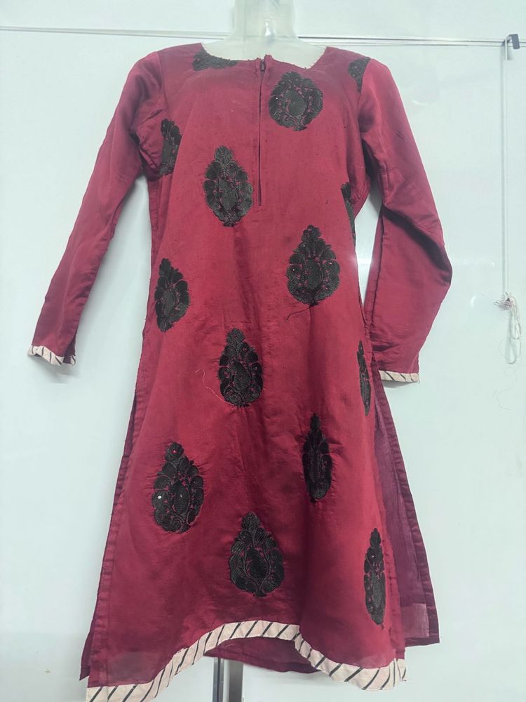 Elegant Maroon Kurta