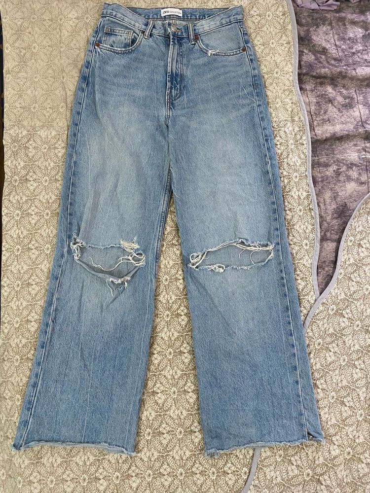 SALE ZARA Ripped Jeans