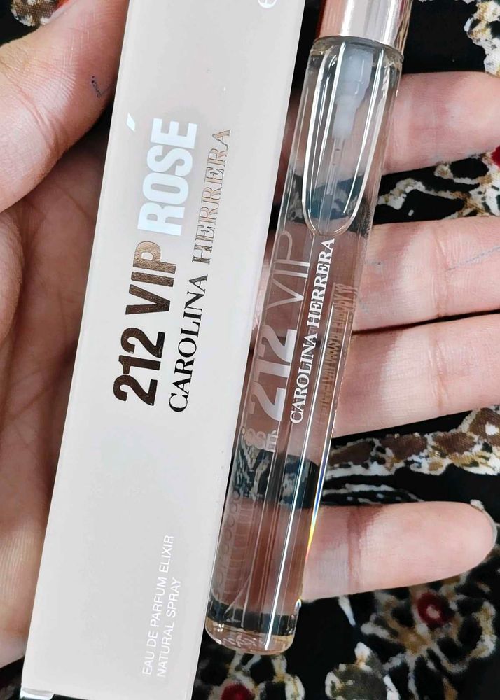 Carolina Herrera 212 Vip Rose